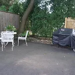 Downtown Doylestown - Walking Distance To Restaurants Shops And Starbucks