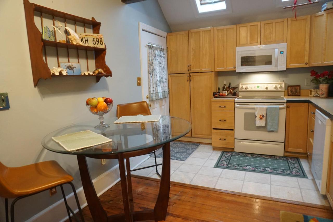 Holiday home Downtown - Walking Distance To Restaurants Shops And Starbucks *
