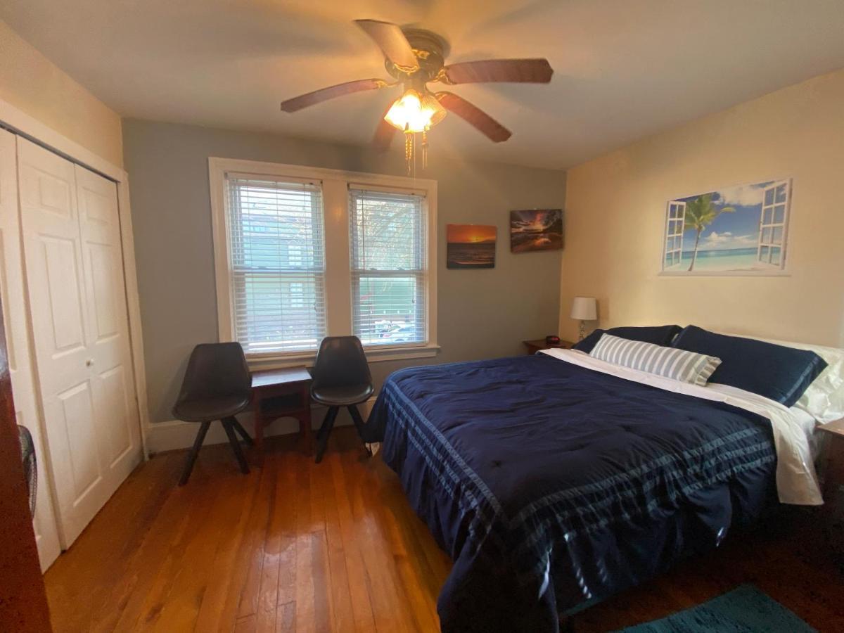 Holiday home Downtown - Walking Distance To Restaurants Shops And Starbucks *